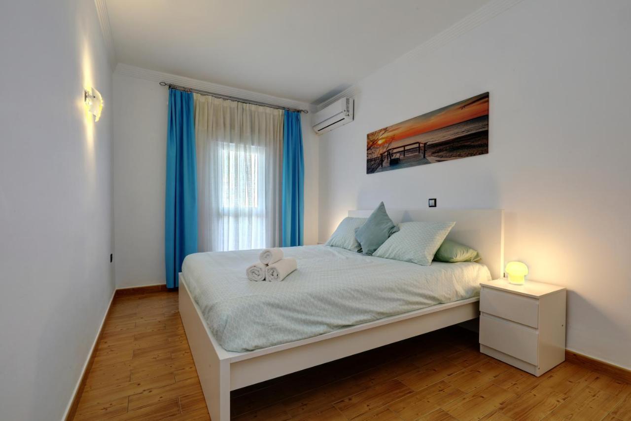 074 - Fabulous Sea View Apartment In Benal Beach Complex Беналмадена Екстериор снимка
