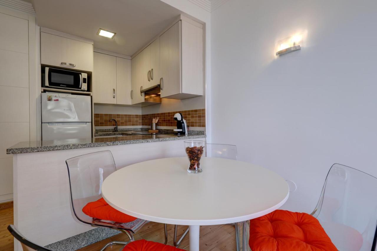074 - Fabulous Sea View Apartment In Benal Beach Complex Беналмадена Екстериор снимка